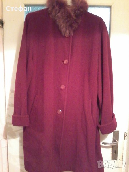 палто в бордо и пухена яка, снимка 1