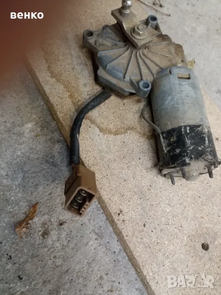 Моторче за задна чистачка пежо 309, снимка 1