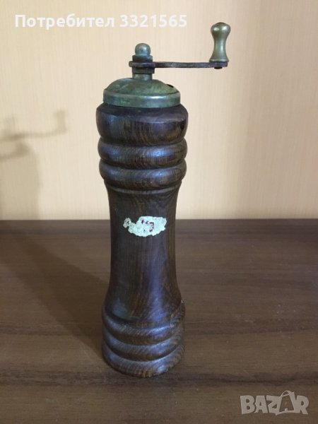 Дървена мелничка за подправки, снимка 1