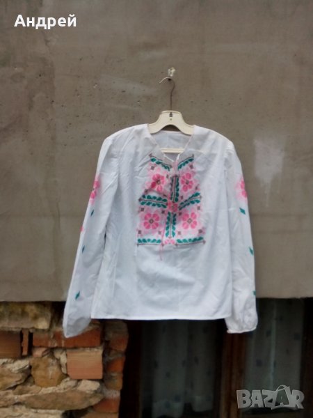 Стара бродирана дамска риза, снимка 1