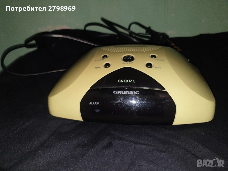 радио часовник Grundig , снимка 1