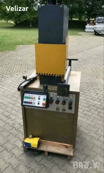 Едноглава залепваща машина кемфер каса Wegoma Германия, снимка 1