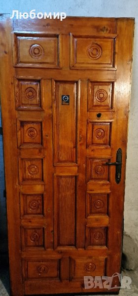 Дървена входна врата със забележка, снимка 1