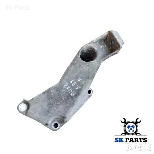 Лапа двигател /Лява/ за Ауди А4 Б6/Audi A4 B6 1.8т, снимка 1