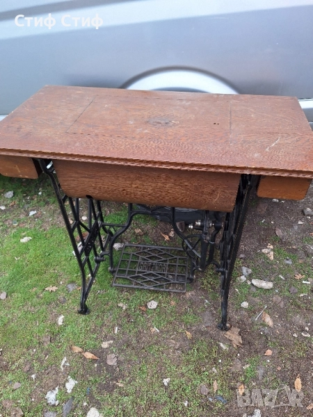 Крака от шевна машина Gritzner, снимка 1