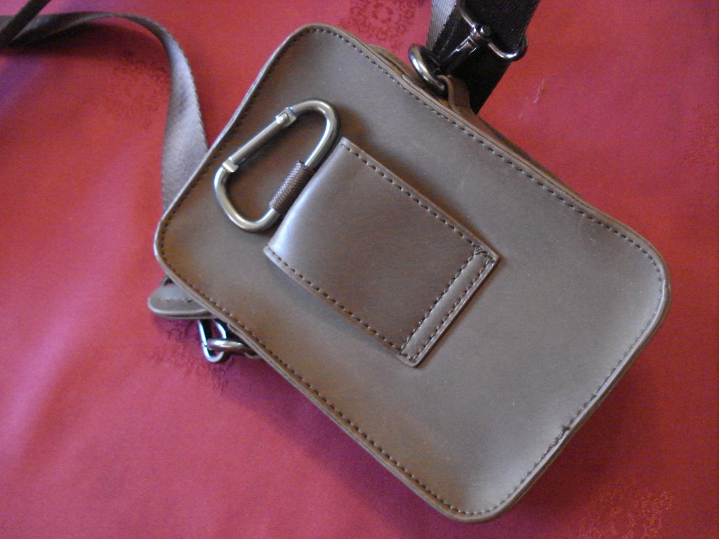Малка мъжка кожена чанта в Други в гр. Пирдоп - ID38048533 — Bazar.bg