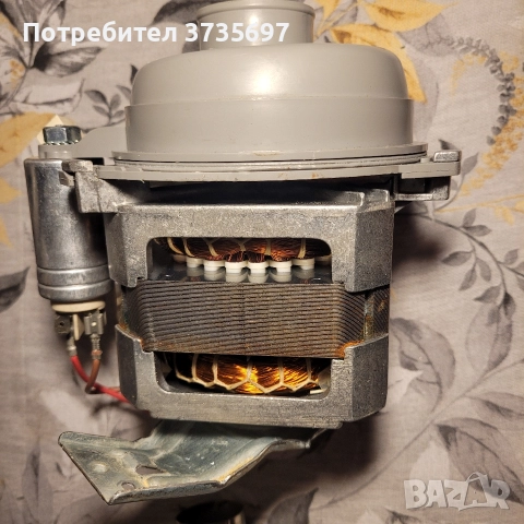 Помпа и нагревател за съдомиялна.