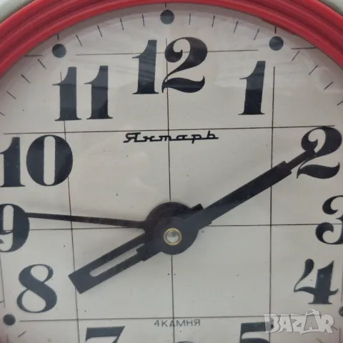 Механичен! Голям Настолен Часовник/Будилник/ ЯНТАРЪ, 4 КАМНЯ, СССР, снимка 7 - Антикварни и старинни предмети - 47621369