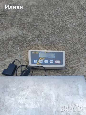 Платформена везна KERN , снимка 2 - Везни - 50970034