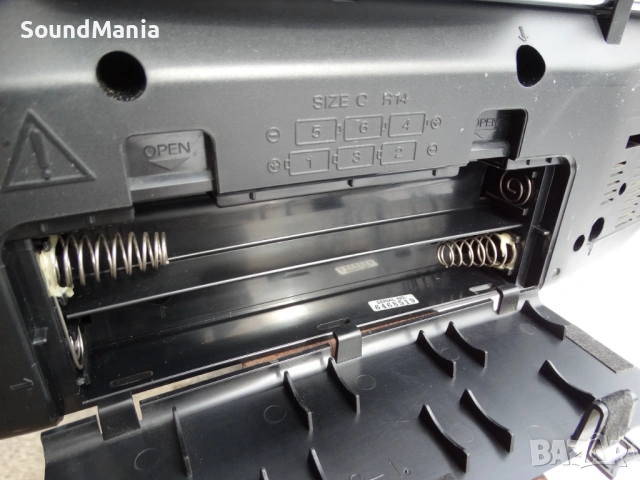 SONY CFS-204 ..., снимка 13 - Радиокасетофони, транзистори - 53581214