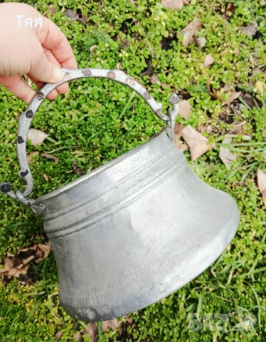 Малко бакърено котле , снимка 2 - Антикварни и старинни предмети - 53579406