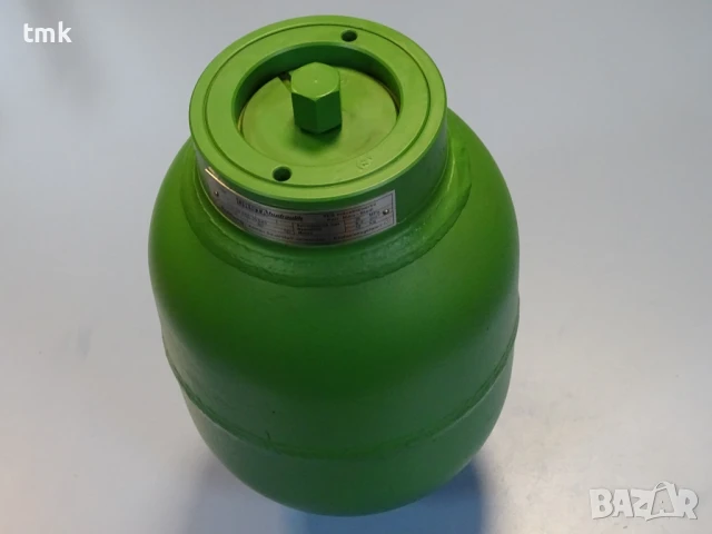 Хидроакумулатор Orsta Hydraulic 6.3/16 TGL 10843 Diaphragm Accumulator 160Bar 6.3L, снимка 8 - Резервни части за машини - 50550814