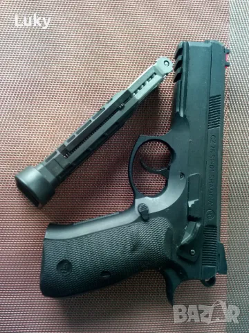 Въздушен пистолет.За ремонт,майстор,части-Не работещ., снимка 2 - Въздушно оръжие - 49158913