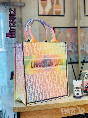 чанти louis vuitton karl legenfeld christian dior valentino garavani, снимка 4 - Чанти - 51442965