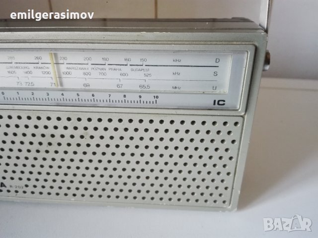  Старо радио UNITRA alicija r 202., снимка 4 - Антикварни и старинни предмети - 34688876