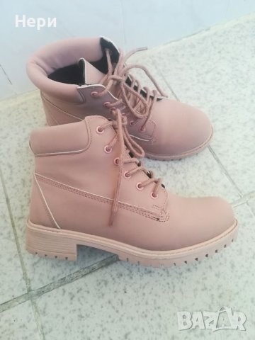 Зимни ботита, снимка 4 - Дамски боти - 39030127