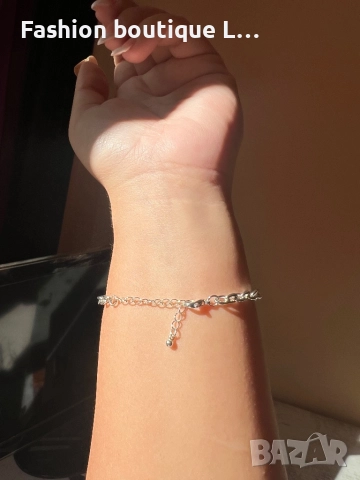 Сребриста гривна с безопасна игла с блестящи камъчета, снимка 5 - Гривни - 52248117