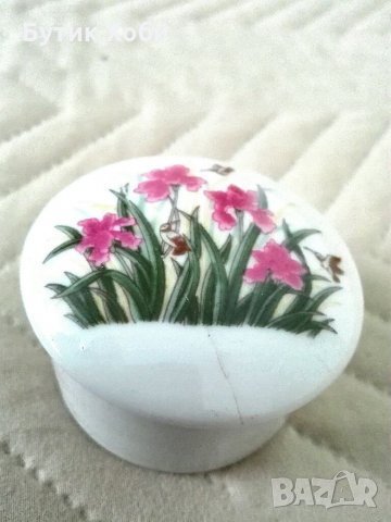  Порцеланова немска бижутерка, снимка 2 - Антикварни и старинни предмети - 33178777