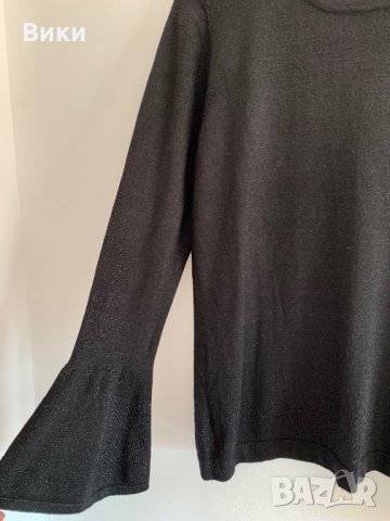 Черна блуза, снимка 2 - Блузи с дълъг ръкав и пуловери - 26987531