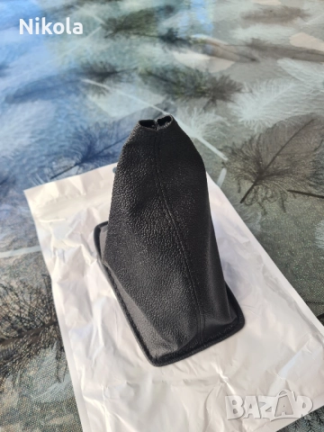 Маншон кожен скоростен лост Тойота Авенсис Т25, снимка 3 - Аксесоари и консумативи - 51891623