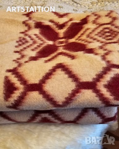 Два броя еднакви одеяла, снимка 2 - Олекотени завивки и одеяла - 43252883