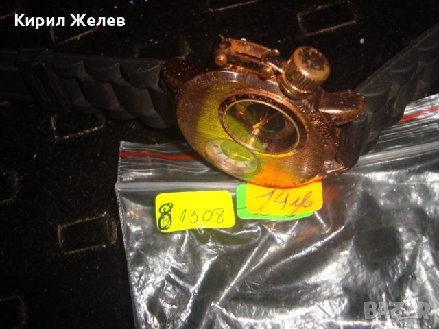 ВИНТИДЖ ЕФЕКТЕН КВАРЦОВ ВНУШИТЕЛЕН ПОЗЛАТЕН ЧАСОВНИК СИЛИКОНОВА КАИШКА МНОГО ФЕШЪН МОДЕЛ 81308, снимка 5 - Мъжки - 32912271