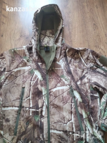 mens outdoor camouflage skin jacket wilderness - ловно софтшел яке КАТО НОВО ХЛ, снимка 2 - Якета - 53406156