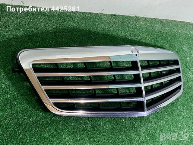 решетка радиаторна Mercedes w212 E klass 2009-2013 г. #1035V, снимка 3 - Части - 52621575