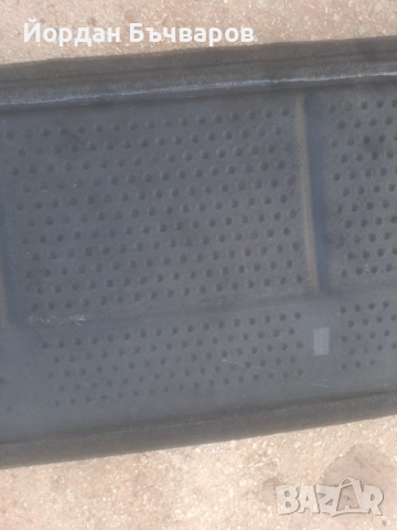 Задна черна  разделителна багажна кора , от VW Golf Mk2, снимка 8 - Части - 52804699