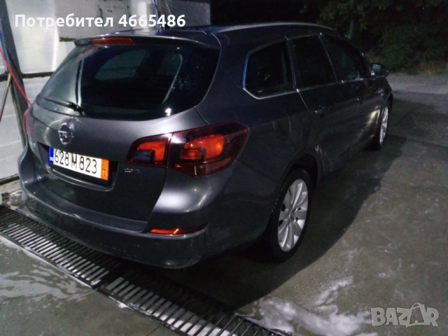Opel Astra 1.7 cdti Sport Tourer, снимка 3 - Автомобили и джипове - 53058702