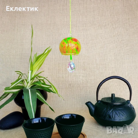 Неоново лято. Японски стъклен вятърен чан. Кристален ловец на слънце, снимка 3 - Декорация за дома - 50759114