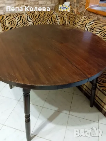 Масивна разтегателна маса