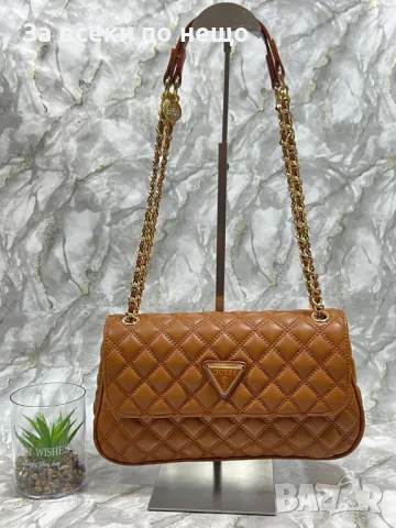 Дамска чанта Guess - Налични различни цветове Код D985, снимка 6 - Чанти - 47391395