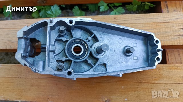 Редуктурна кутия за зеге / прободен трион Bosch GST 150, снимка 3 - Други инструменти - 36992275