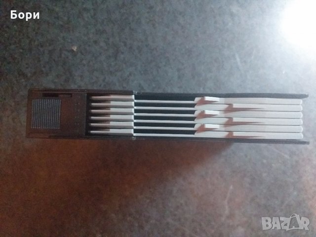 Магазин за 6 диска , снимка 2 - Плейъри, домашно кино, прожектори - 26418949