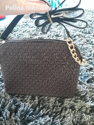 Дамска елегантна чанта на Michael Kors , снимка 2 - Чанти - 51310160