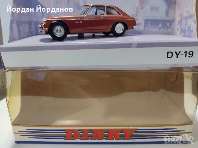 1:43 MGBGT V8,Динки