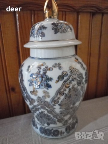 Красива, ръчно нарисувана,  китайска  порцеланова ваза, снимка 7 - Вази - 43239962