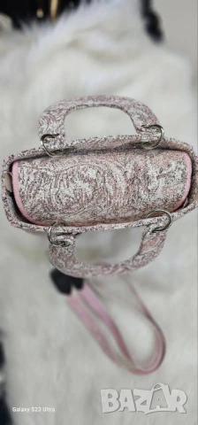 чанти christian dior , снимка 3 - Чанти - 51291821