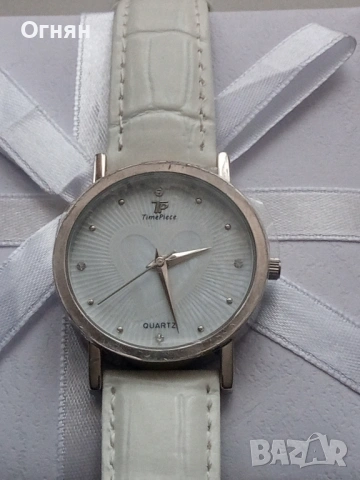Комплект за дами TIME PIECE часовник,колие и обици, снимка 6 - Дамски - 53063156