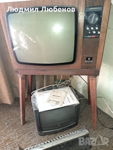 Стари телевизори единият е Мургаш , снимка 7 - Антикварни и старинни предмети - 52227127
