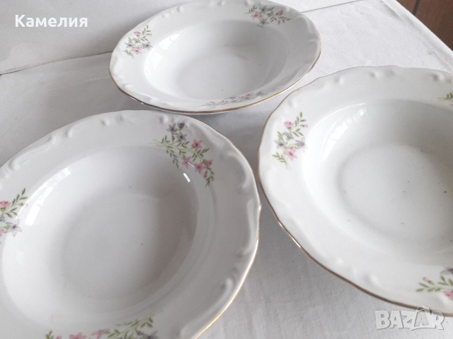Български порцеланови чинии , снимка 1 - Чинии - 36543771
