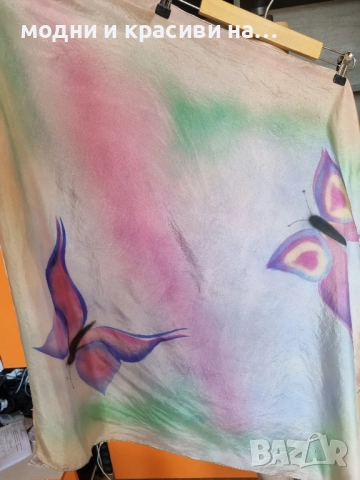 Копринен шал с десен пеперуди, снимка 2 - Шалове - 52430770