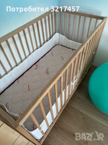 Обиколник за бебешка кошара