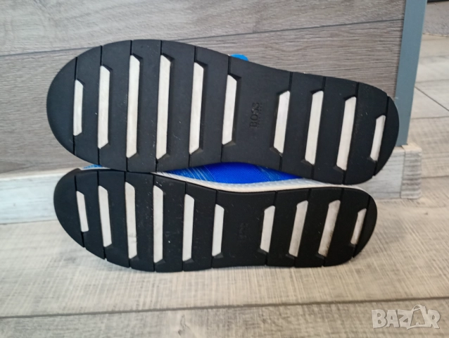 Hugo Boss Titanium мъжки маратонки номер 42 стелка 26, 5 см , снимка 6 - Маратонки - 51876574