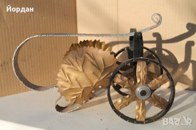 Стойка за бутилка шампанско от ковано желязо