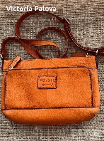 Дамска чанта FOSSIL USA оригинал естествена кожа, снимка 2 - Чанти - 48772699