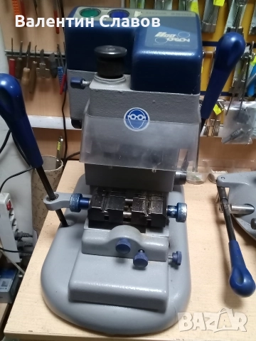 Оборудване за ключарско ателие, снимка 2 - Индустриална техника - 52776161