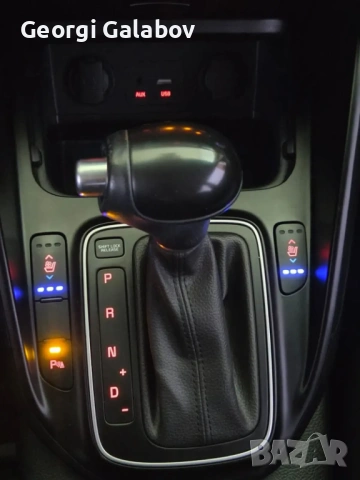 Kia Carens TOP Екстри Реален пробег и 6 месеца гаранция!!!, снимка 11 - Автомобили и джипове - 53107428