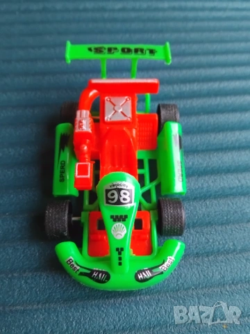 Формула 1, Нова състезателна кола, снимка 2 - Коли, камиони, мотори, писти - 53205910